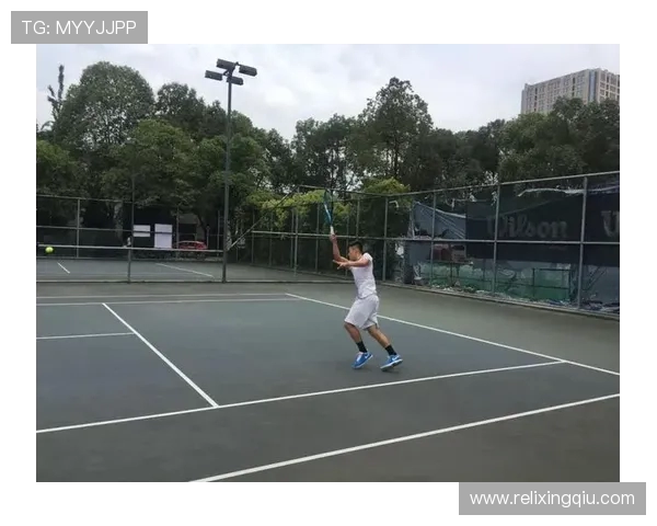 成都网球队以74分领跑邀请赛积分榜展现强劲实力与团队合作精神